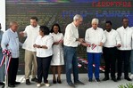 Abinader inaugura carretera Polo-Cabral con inversión de casi RD$500 millones