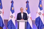 Luis Abinader advierte que todas las empresas deben cumplir la ley sin importar su nacionalidad