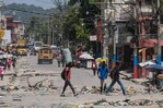 Haití necesitaría al menos 67 años para alcanzar el nivel económico dominicano, según economista